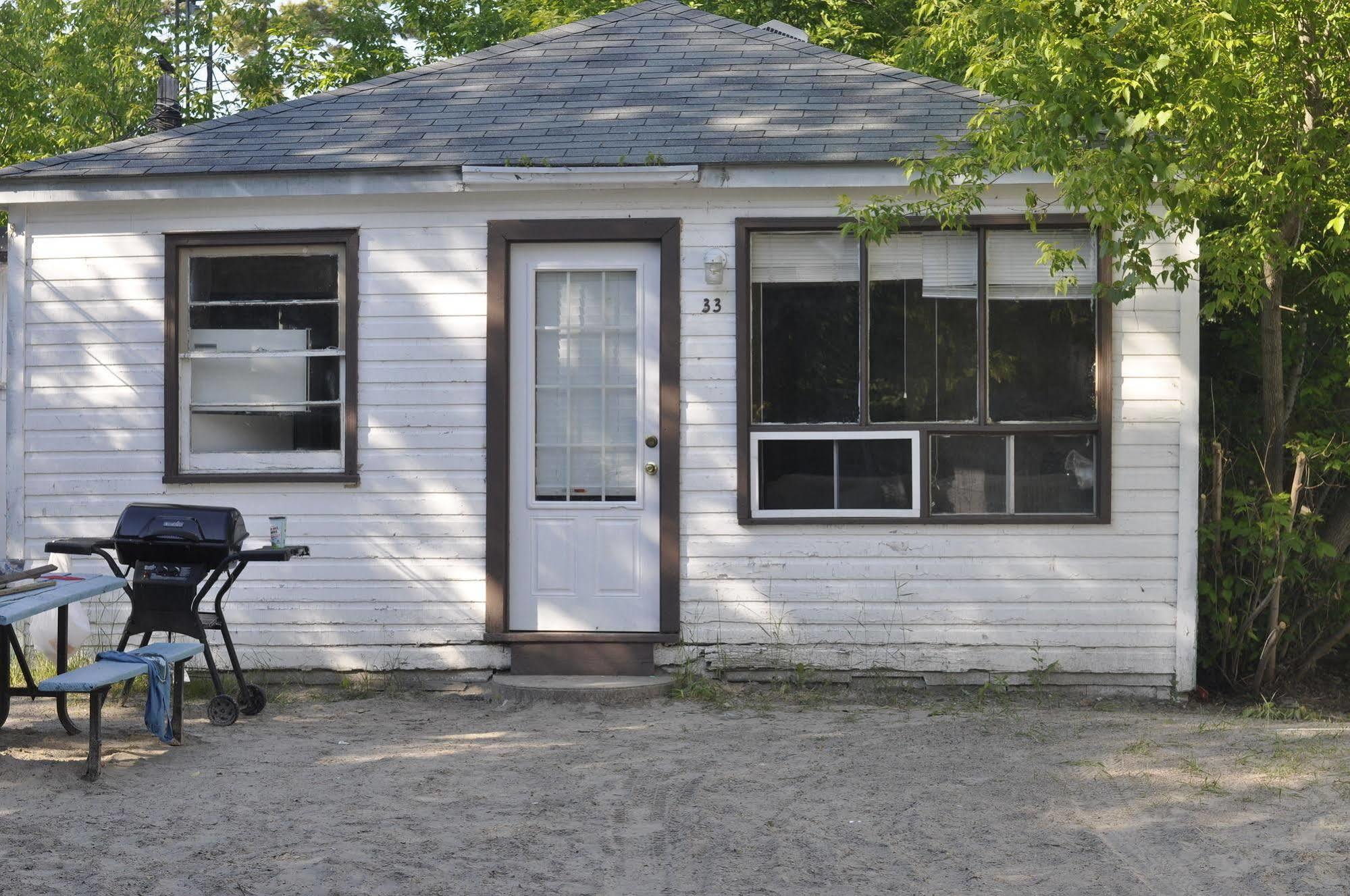 Beachfront At Beach1 Motel Wasaga Beach Zewnętrze zdjęcie